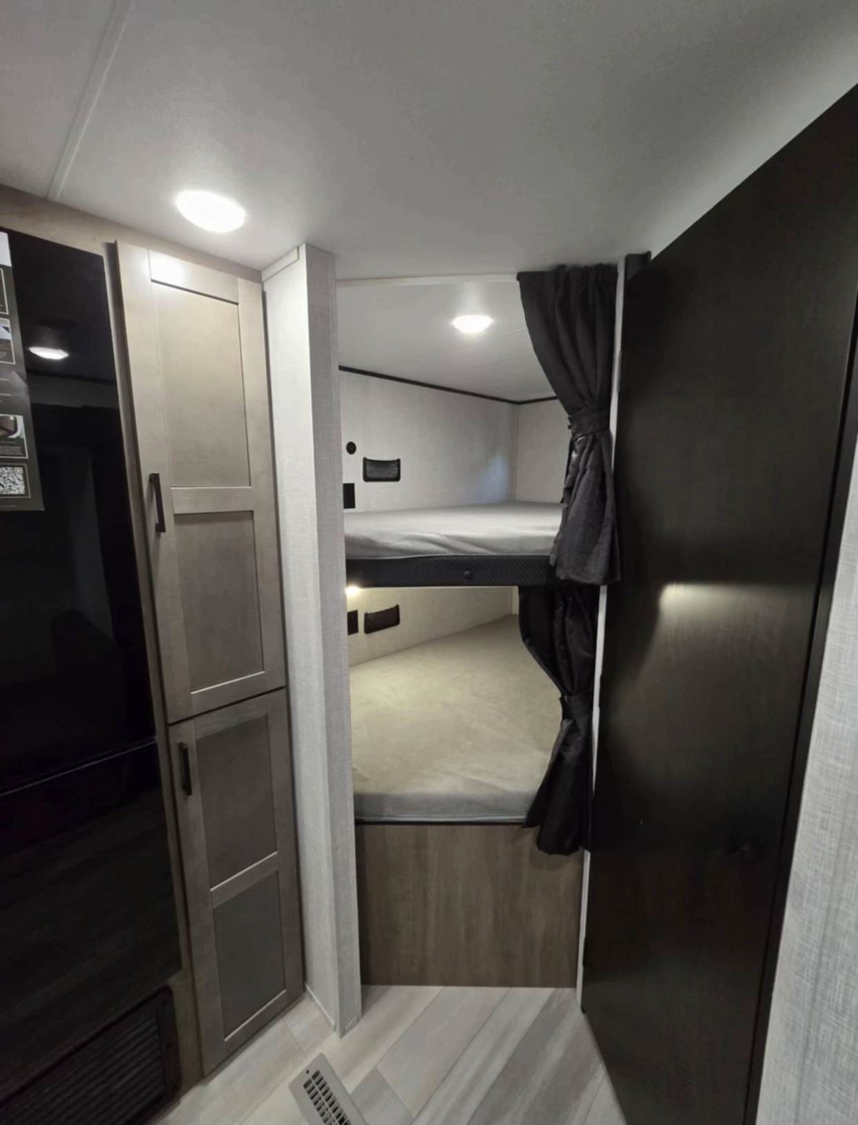 2025 Starcraft Autumn Ridge 26BHS from frankline used rvs