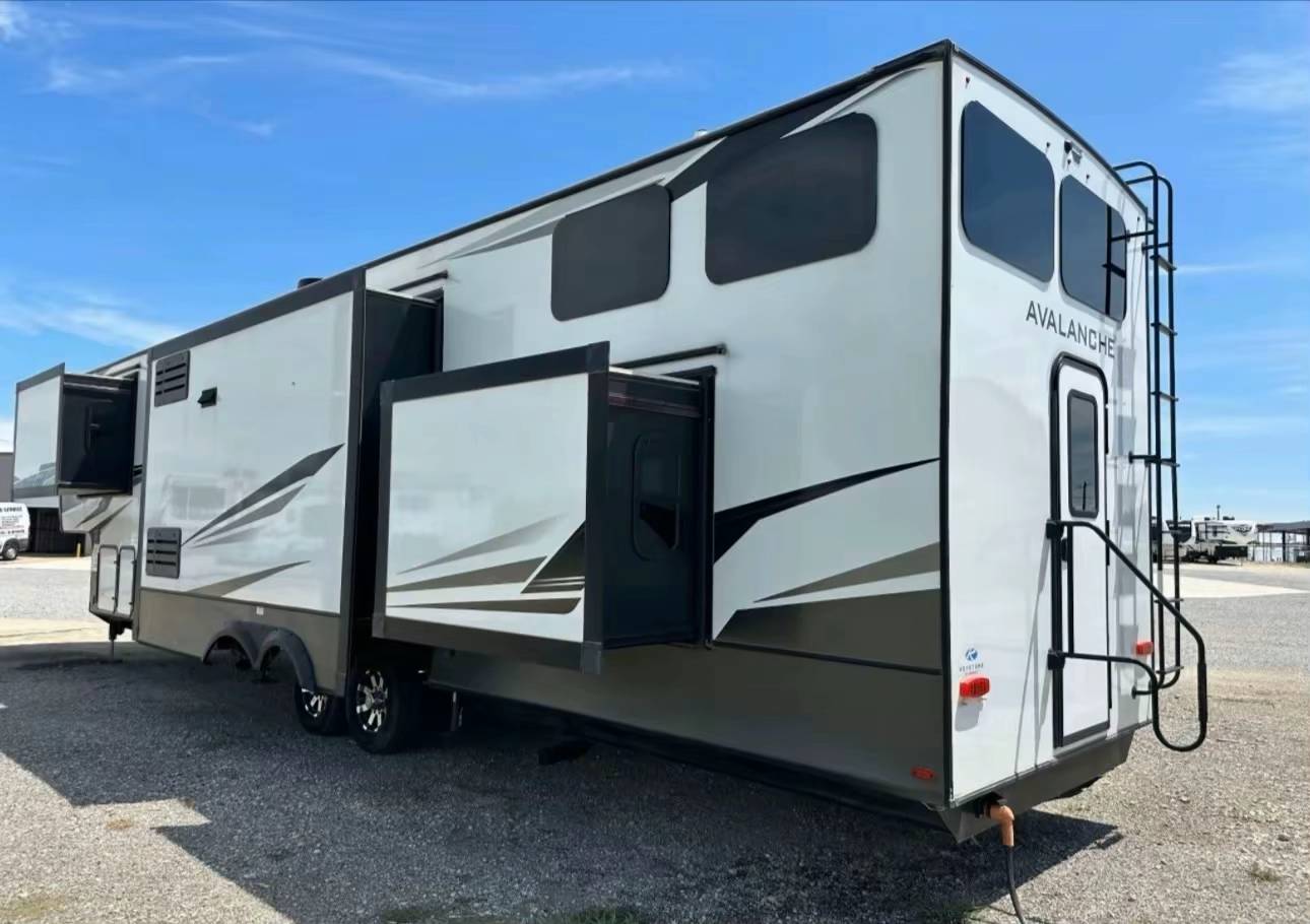2021 Keystone Avalanche 390DS from frankline used rvs