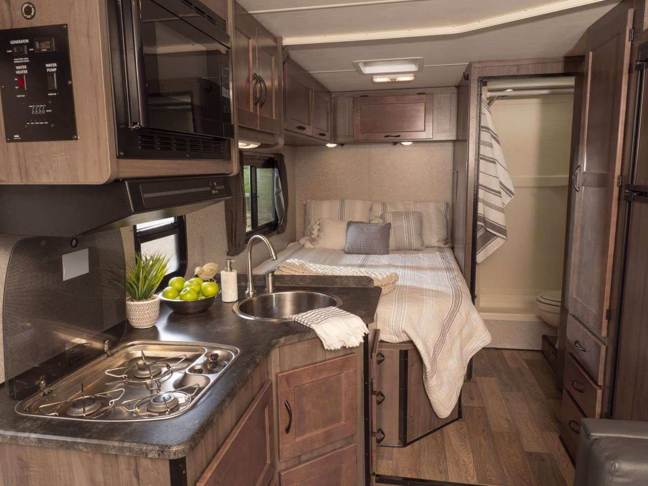 Winnebago Minnie Winnie 325AR from frankline used rvs
